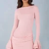 Helena – Geripptes Modal-Minikleid mit langen Ärmeln und Drapierung in Blush Pink