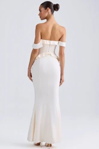 Hemera Off-Shoulder-Kleid mit Rüschenbesatz in Elfenbein