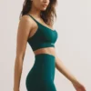 High Waist Define Luxe Mini-Shorts in Jadegrün High Waist Define Luxe Mini-Shorts in Jadegrün