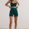 High Waist Define Luxe Mini-Shorts in Jadegrün High Waist Define Luxe Mini-Shorts in Jadegrün