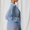 Hiva Oversize-Shirt mit Perlenverzierung in Himmelblau Hiva Oversize-Shirt mit Perlenverzierung in Himmelblau
