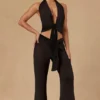 Hydra-Hose mit Bindeband vorne und weitem Bein in Schwarz Hydra-Hose mit Bindeband vorne und weitem Bein in Schwarz