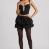 Imani Minirock mit mehrlagigem Bubble-Saum und mittlerer Leibhöhe in Schwarz Imani Minirock mit mehrlagigem Bubble-Saum und mittlerer Leibhöhe in Schwarz