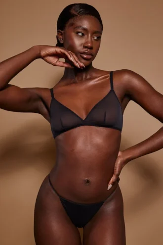 Intimates Soft Mesh String-Bikini in Schwarz