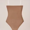 Intimates trägerloser Bodys in Honig