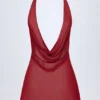 Iona Minikleid mit Wasserfallausschnitt und rückenfreiem Design in Dark Cherry Iona Minikleid mit Wasserfallausschnitt und rückenfreiem Design in Dark Cherry