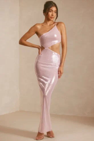 Isabel – Transparentes Maxikleid mit Pailletten, einem Schulterausschnitt und Cut-outs in Lila
