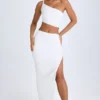 Ishaana Maxirock mit Rüschen und asymmetrischer Taille in Weiß Ishaana Maxirock mit Rüschen und asymmetrischer Taille in Weiß