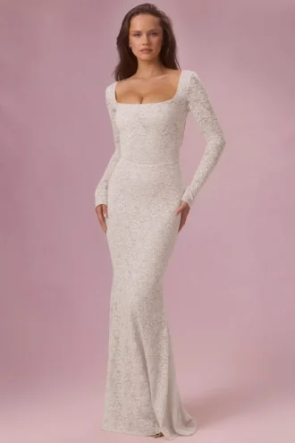 Isolde Lace Langarm-Maxikleid in Elfenbein