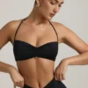 Jerika Slinky Jersey Bralette mit Metallverzierung und Neckholder-Ausschnitt in Schwarz
