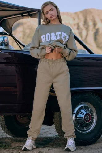 Jogginghose aus Baumwollfleece mit mittelhohem Bund in Khaki-Grün