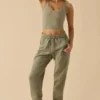 Jogginghose aus Baumwollfleece mit mittelhohem Bund in Khaki-Grün Jogginghose aus Baumwollfleece mit mittelhohem Bund in Khaki-Grün