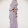 Jovelle transparenter, drapierter Chiffon-Umhang in Lila Jovelle transparenter, drapierter Chiffon-Umhang in Lila