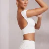 Juno Crop-Top mit Flügelärmeln und offenem Rücken in Weiß