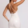 Kendall Vinyl-Minikleid mit Bindeband und U-Ausschnitt in Weiß