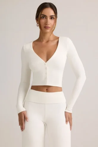 Kiva Modal-Strickjacke mit Rippbündchen in Weiß