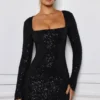 Kiyara A-Linien-Minikleid mit Verzierungen in Schwarz