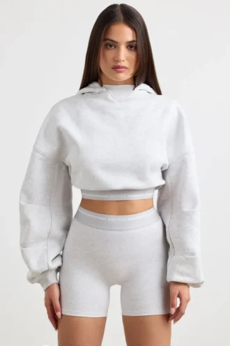 Kürzer Hoodie aus Stretch-Baumwollfleece in Grau meliert