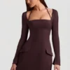 Ksenia Minikleid mit Nadelstreifen und strukturierter A-Linie in Schokoladenbraun Ksenia Minikleid mit Nadelstreifen und strukturierter A-Linie in Schokoladenbraun