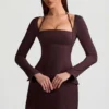 Ksenia Minikleid mit Nadelstreifen und strukturierter A-Linie in Schokoladenbraun Ksenia Minikleid mit Nadelstreifen und strukturierter A-Linie in Schokoladenbraun