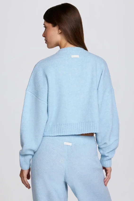Kurzer Strickcardigan in Puderblau Kurzer Strickcardigan in Puderblau