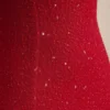 La Rochette Verziertes, trägerloses Maxikleid mit Wasserfallausschnitt in True Red La Rochette Verziertes, trägerloses Maxikleid mit Wasserfallausschnitt in True Red