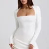 Lana Minikleid aus geripptem Modal mit Spitzenbesatz in Weiß Lana Minikleid aus geripptem Modal mit Spitzenbesatz in Weiß