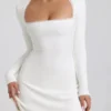 Lana Minikleid aus geripptem Modal mit Spitzenbesatz in Weiß Lana Minikleid aus geripptem Modal mit Spitzenbesatz in Weiß
