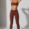 Lange Leggings mit Taschen in Braun Lange Leggings mit Taschen in Braun