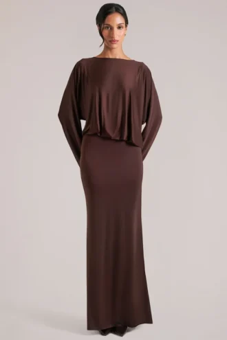 Lani Langarm-Maxikleid mit Drapierung in Schokoladenbraun