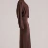 Lani Langarm-Maxikleid mit Drapierung in Schokoladenbraun