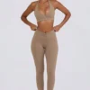 Leggings aus gebürstetem Jersey mit Rüschen und mittlerer Leibhöhe in Mokka-Mélange Leggings aus gebürstetem Jersey mit Rüschen und mittlerer Leibhöhe in Mokka-Mélange