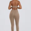 Leggings aus gebürstetem Jersey mit Rüschen und mittlerer Leibhöhe in Mokka-Mélange Leggings aus gebürstetem Jersey mit Rüschen und mittlerer Leibhöhe in Mokka-Mélange