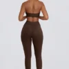 Leggings aus gebürstetem Jersey mit Rüschen und mittlerer Leibhöhe in Pecan-Melange Leggings aus gebürstetem Jersey mit Rüschen und mittlerer Leibhöhe in Pecan-Melange