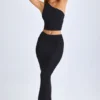 Lena Modal-Maxirock mit gedrehter Vorderseite in Schwarz Lena Modal-Maxirock mit gedrehter Vorderseite in Schwarz