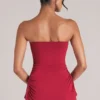 Leni Bandeau-Longline-Oberteil in Kirschrot Leni Bandeau-Longline-Oberteil in Kirschrot