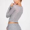 Liah Transparentes Jersey-Plunge-Oberteil mit langen Ärmeln in Grau Liah Transparentes Jersey-Plunge-Oberteil mit langen Ärmeln in Grau