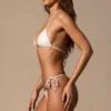 Lilou Triangel-Bikinioberteil in Weiß Lilou Triangel-Bikinioberteil in Weiß