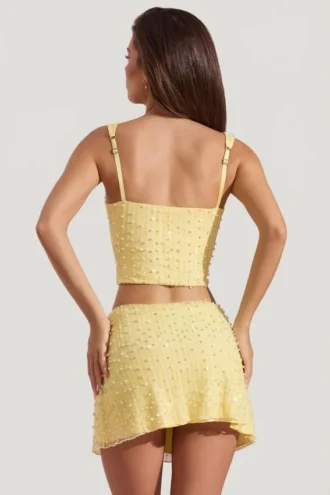 Lirael Crop-Top mit Verzierungen und quadratischem Ausschnitt in Gelb