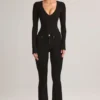 Lone Denim Mid-Rise Flared Jeans in Schwarz Lone Denim Mid-Rise Flared Jeans in Schwarz