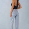 Lorielle Mid-Rise Straight-Leg Jeans aus hellem Denim Lorielle Mid-Rise Straight-Leg Jeans aus hellem Denim