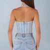 Lotta Neckholder-Oberteil im Denim-Korsett-Stil in hellem Denim Lotta Neckholder-Oberteil im Denim-Korsett-Stil in hellem Denim