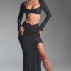 Lumina verziertes langärmeliges Crop-Top in Schwarz Lumina verziertes langärmeliges Crop-Top in Schwarz