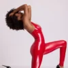 Lynx Vinyl-Catsuit mit tiefem Ausschnitt in Feuerrot Lynx Vinyl-Catsuit mit tiefem Ausschnitt in Feuerrot