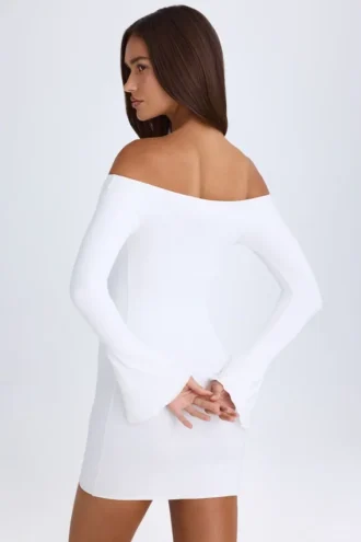 Madelina schulterfreies Minikleid mit Cut-outs in Weiß