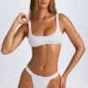 Malibu Bikini-Oberteil mit Rundhalsausschnitt in Weiß
