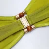 Manava Bandeau-Bikinioberteil mit Perlenverzierung in Olivgrün Manava Bandeau-Bikinioberteil mit Perlenverzierung in Olivgrün