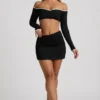 Mari Modal-Minirock mit asymmetrischem Bund in Schwarz Mari Modal-Minirock mit asymmetrischem Bund in Schwarz