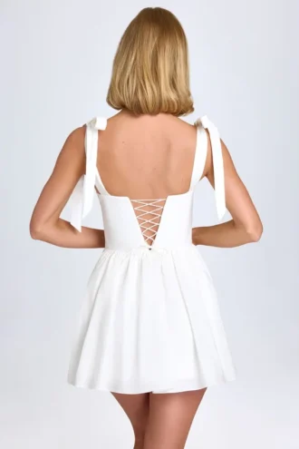 Marianna Minikleid mit gerafftem Korsett in Weiß