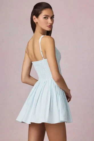 Marissa A-Linien-Minikleid mit Schleifendetail in puderblauen Streifen
